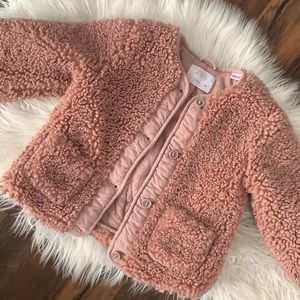 Zara fuzzy coat 4/5